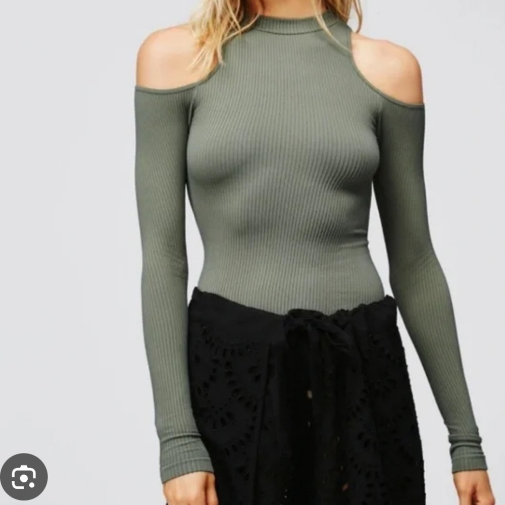 Free People Ribbed Cold Shoulder Long Sleeve Top New With Tags